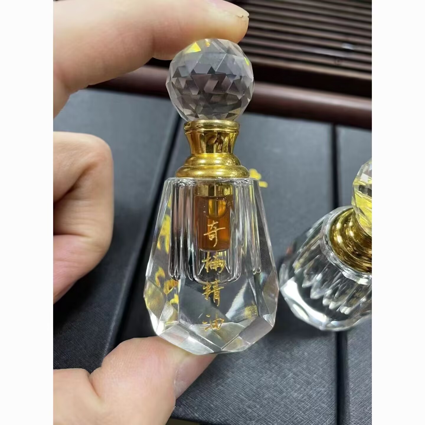 2ml/kutu Zengin Oud Agarwood E - Perfume Fragrance Raw Material incelemesi ve fiyatı